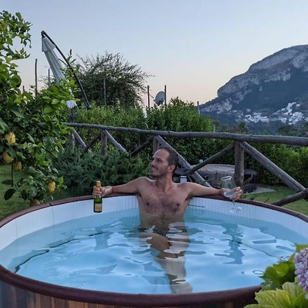 Suite Lia - Private Room With Garden And Tub Close To Villa Eva E Cimbrone, Ravello Exterior photo