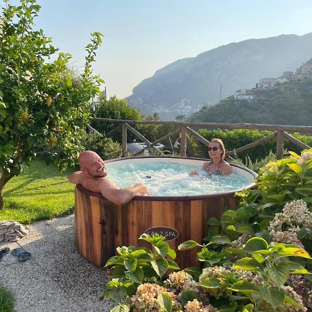Suite Lia - Private Room With Garden And Tub Close To Villa Eva E Cimbrone, Ravello Exterior photo